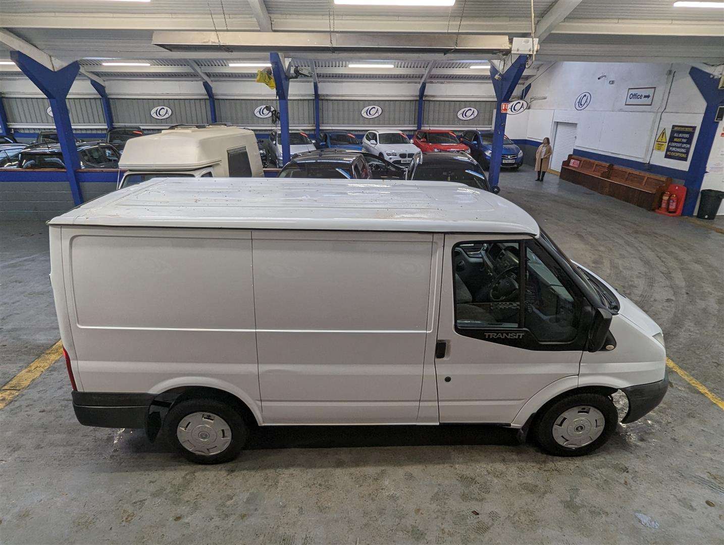 <p>2013 FORD TRANSIT 100 T280 FWD</p>