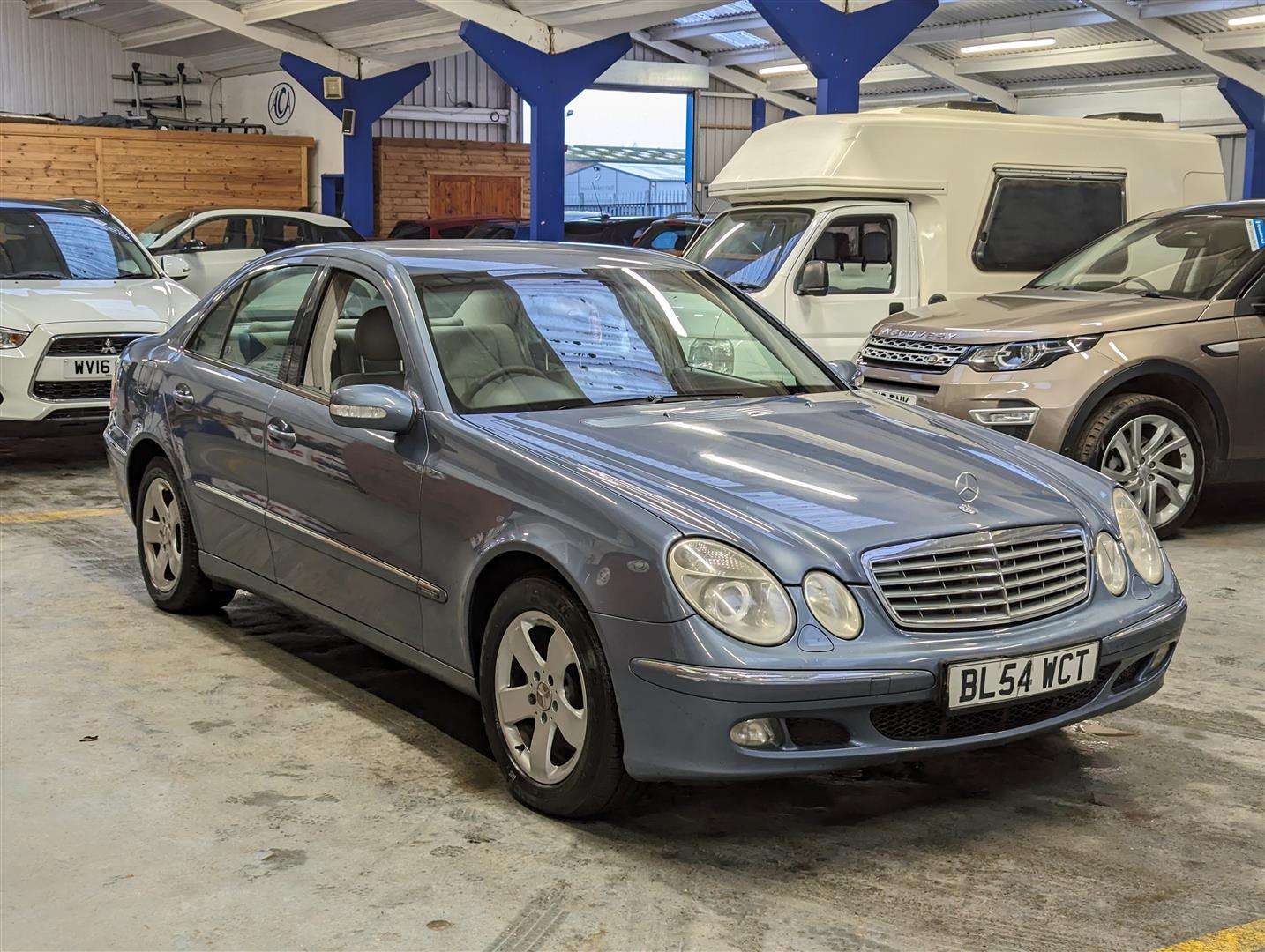 <p>2005 MERCEDES E270 CDI ELEGANCE</p>