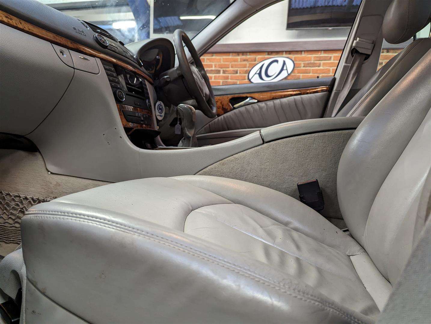 <p>2005 MERCEDES E270 CDI ELEGANCE</p>