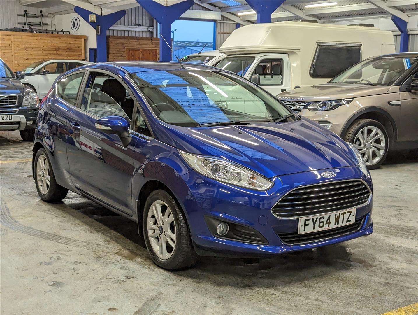 <p>2015 FORD FIESTA ZETEC</p>