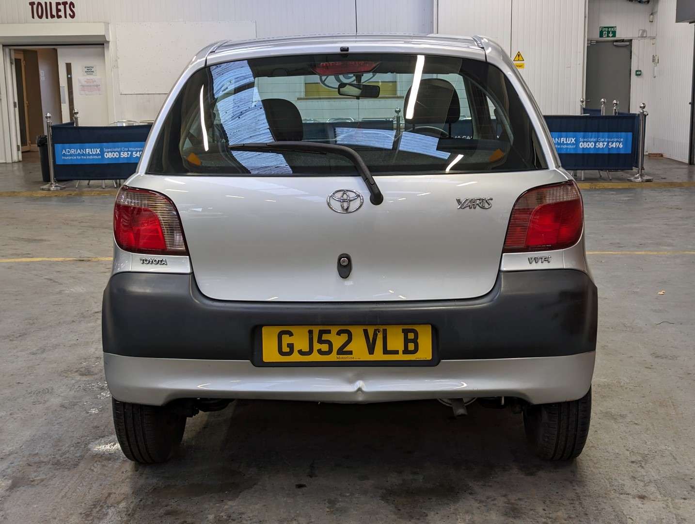 <p>2002 TOYOTA YARIS S</p>