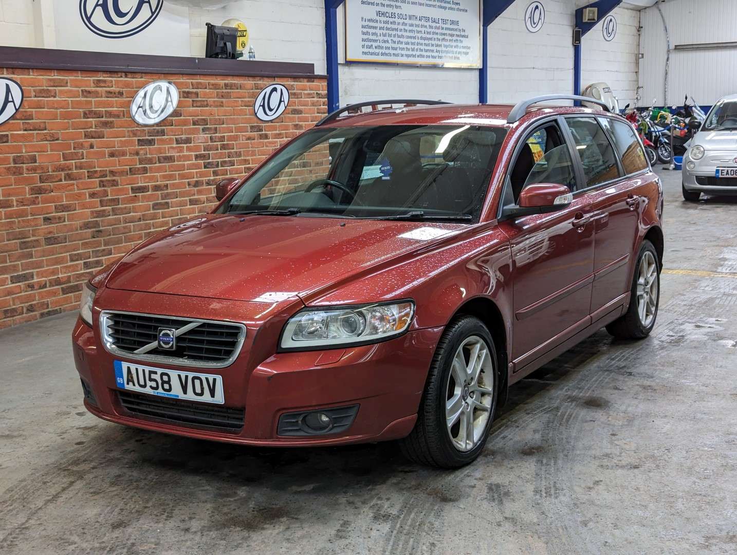 <p>2008 VOLVO V50 SE D</p>