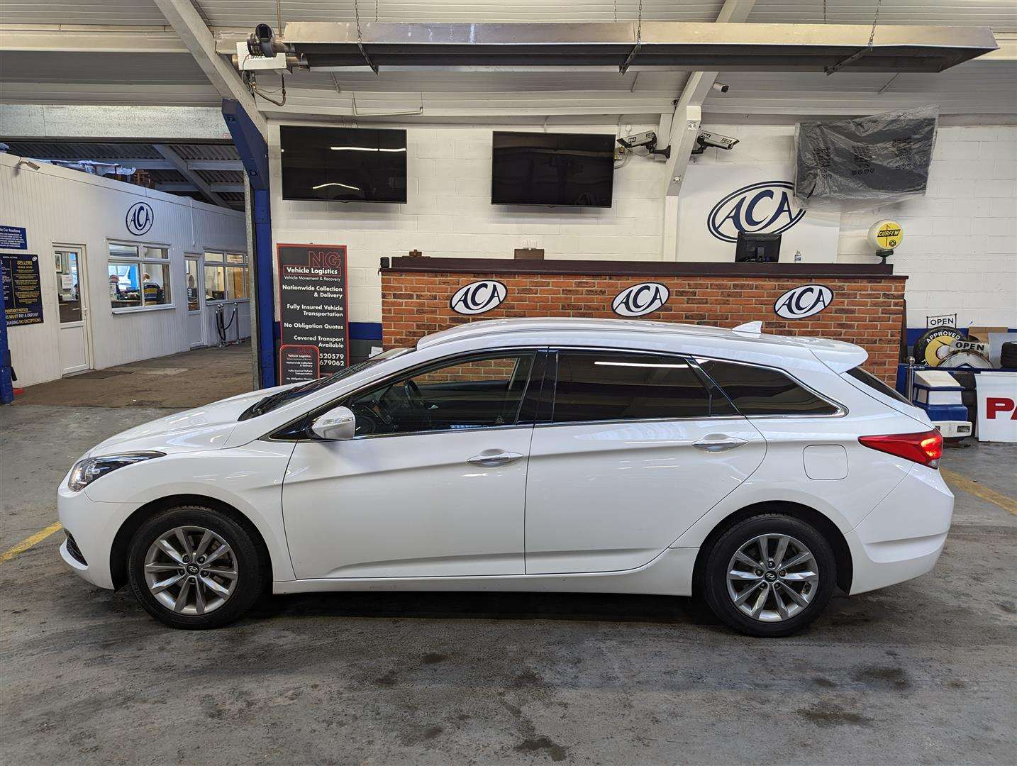 <p>2016 HYUNDAI I40 SE NAV CRDI BLUE DRIV</p>