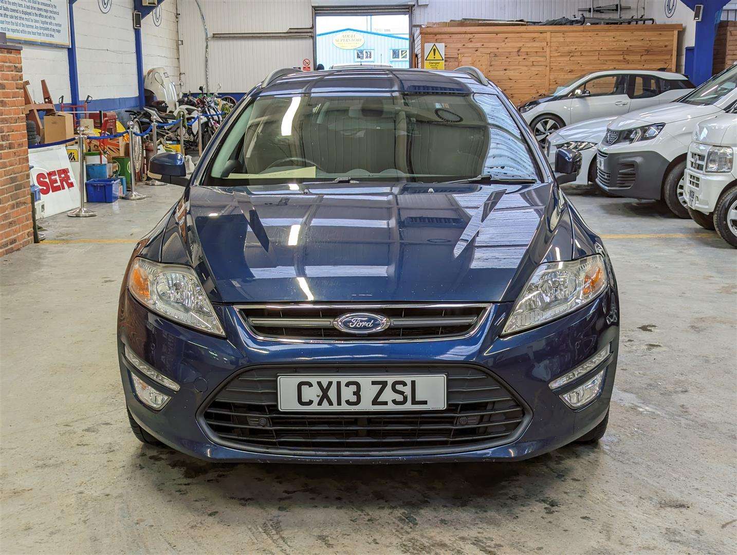 <p>2013 FORD MONDEO ZETEC BUSINESS EDN</p>