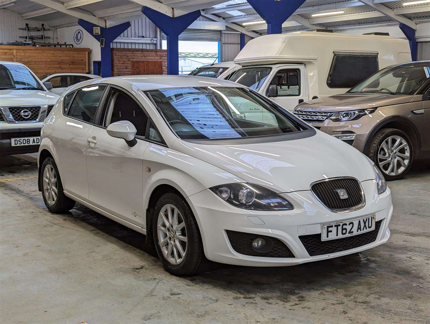 <p>2012 SEAT LEON SE COPA CR TDI</p>