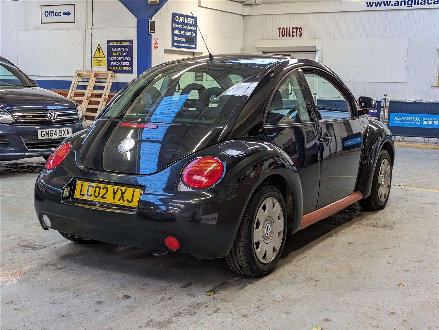 <p>2002 VOLKSWAGEN BEETLE SOLD</p>