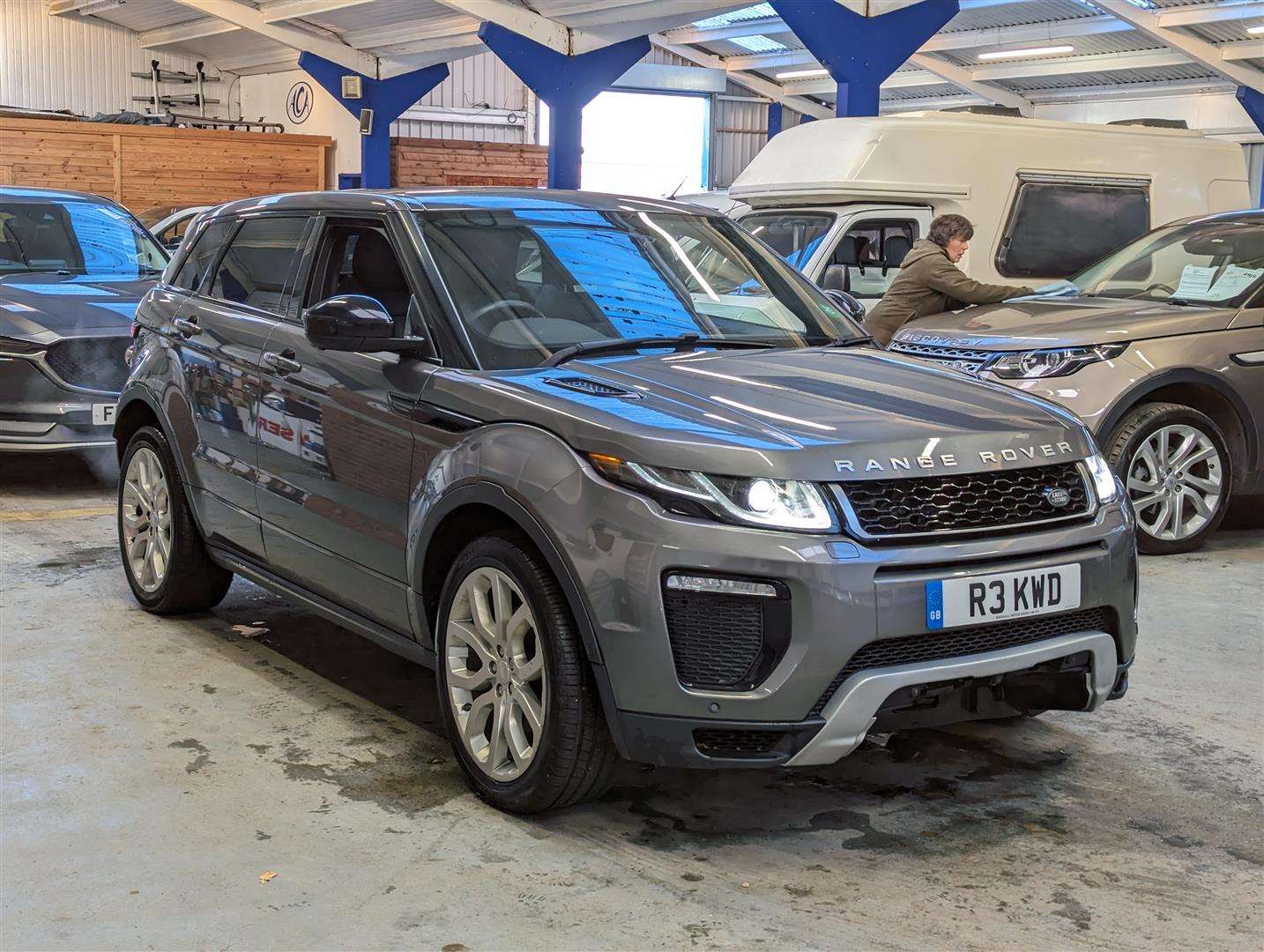 <p>2017 LAND ROVER RANGE ROVER EVOQUE HSE DYN LUX</p>