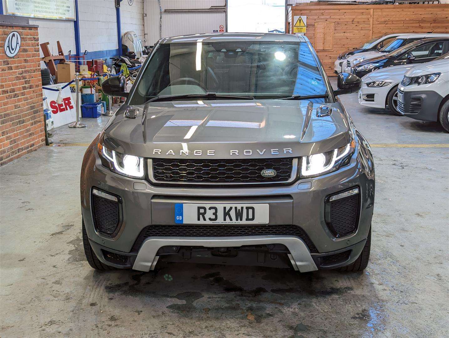 <p>2017 LAND ROVER RANGE ROVER EVOQUE HSE DYN LUX</p>