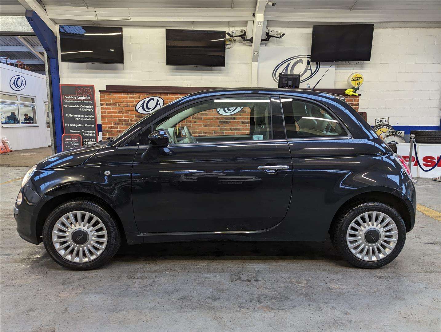 <p>2012 FIAT 500 LOUNGE</p>