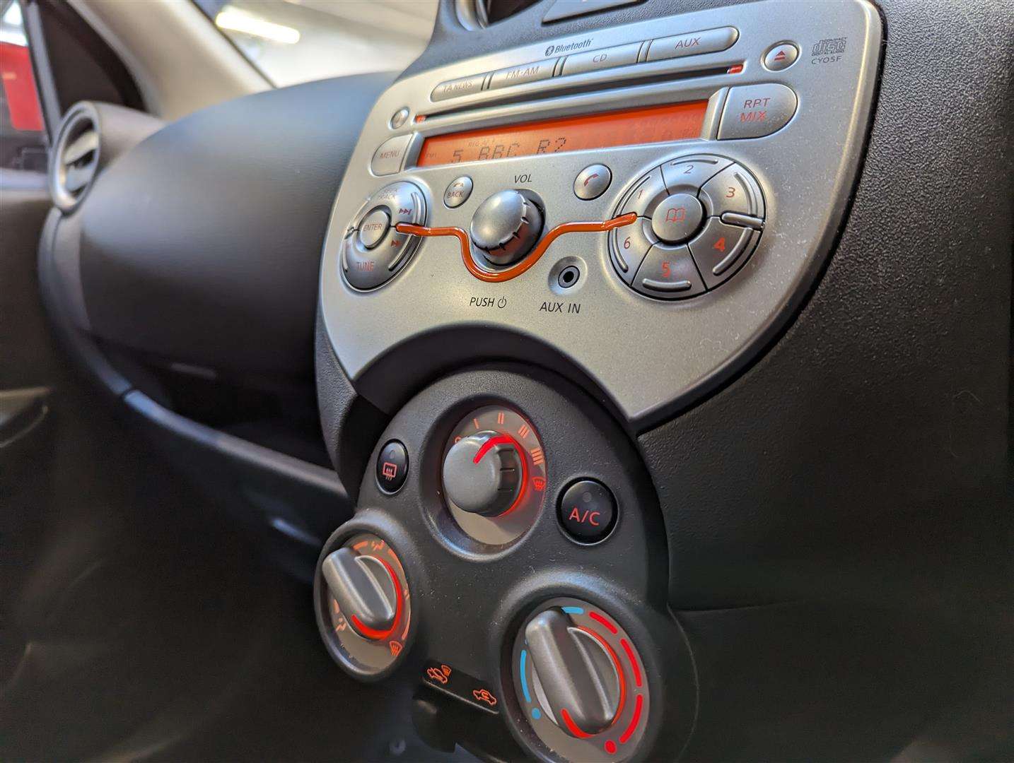 <p>2011 NISSAN MICRA ACENTA</p>