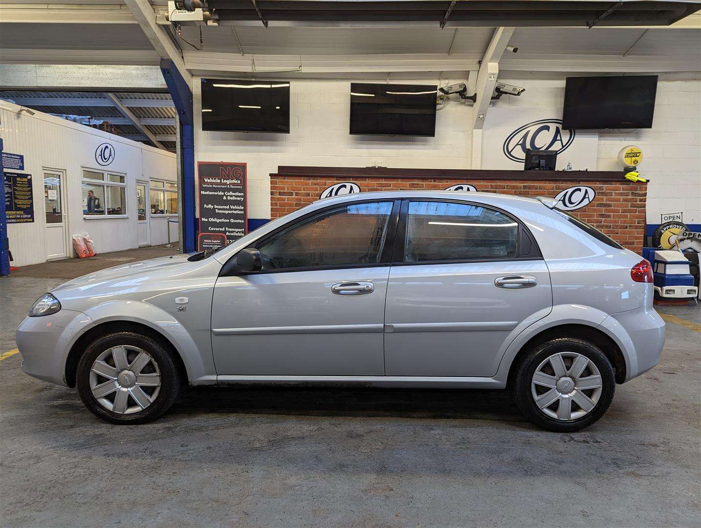 <p>2006 CHEVROLET LACETTI SE</p>