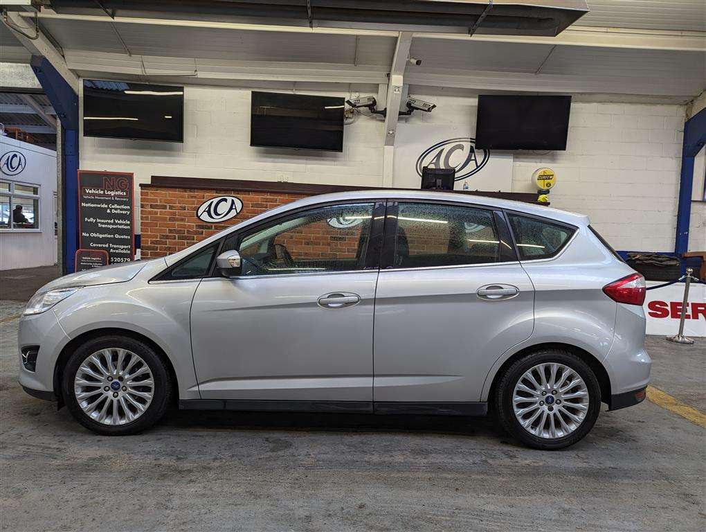 <p>2013 FORD C-MAX TITANIUM TDCI</p>