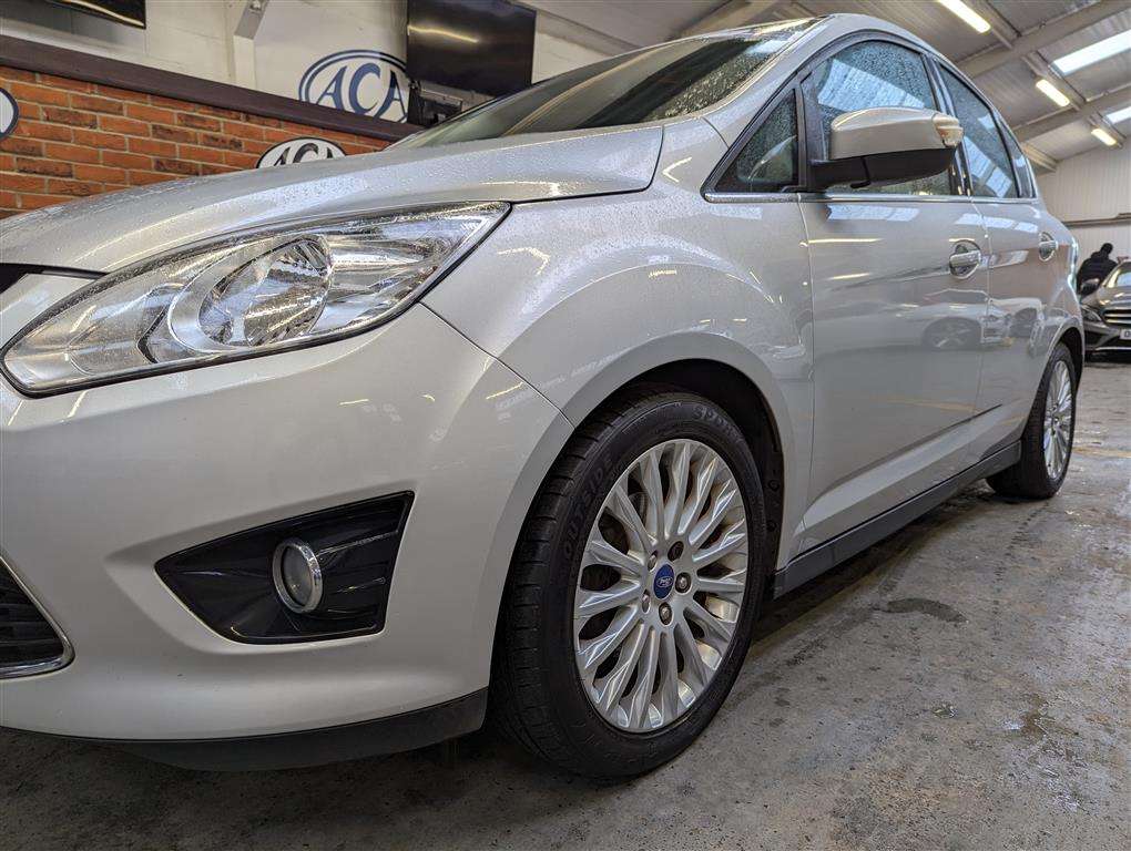 <p>2013 FORD C-MAX TITANIUM TDCI</p>