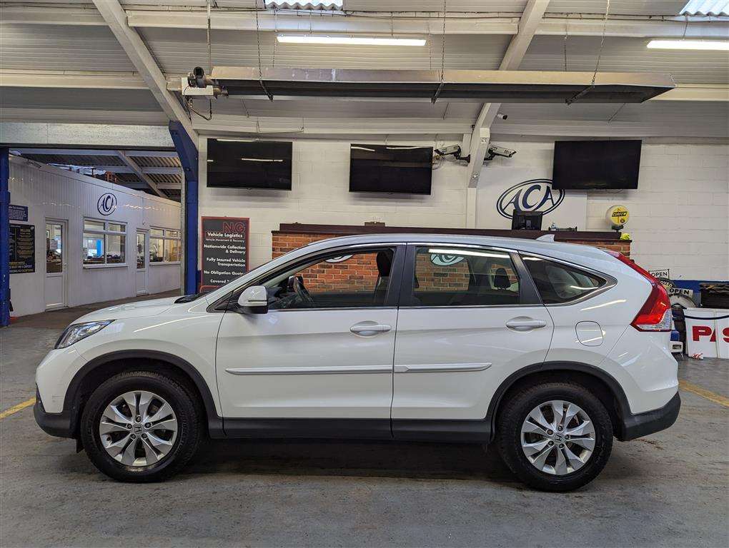 <p>2014 HONDA CR-V S I-DTEC 4X2</p>