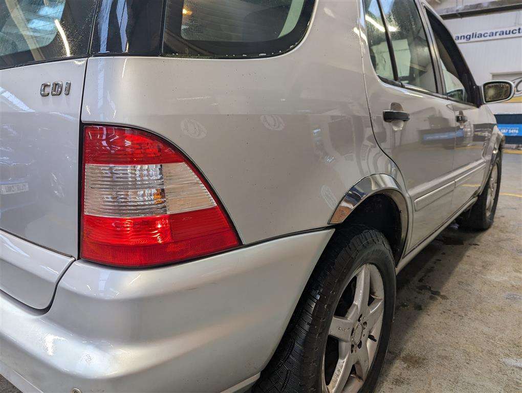 <p>2003 MERCEDES ML270 CDI AUTO</p>