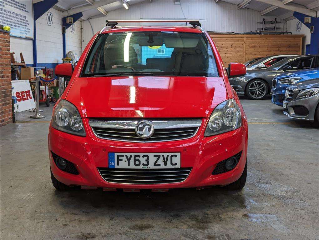 <p>2013 VAUXHALL ZAFIRA DESIGN CDTI</p>