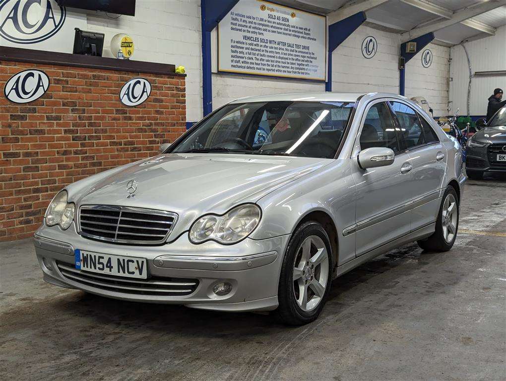 <p>2004 MERCEDES C200 CDI AVANTGARDE SE AUTO</p>