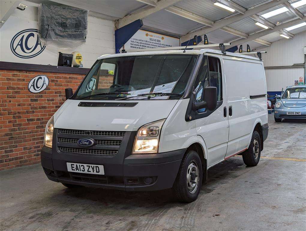 <p>2013 FORD TRANSIT 100 T280 FWD</p>