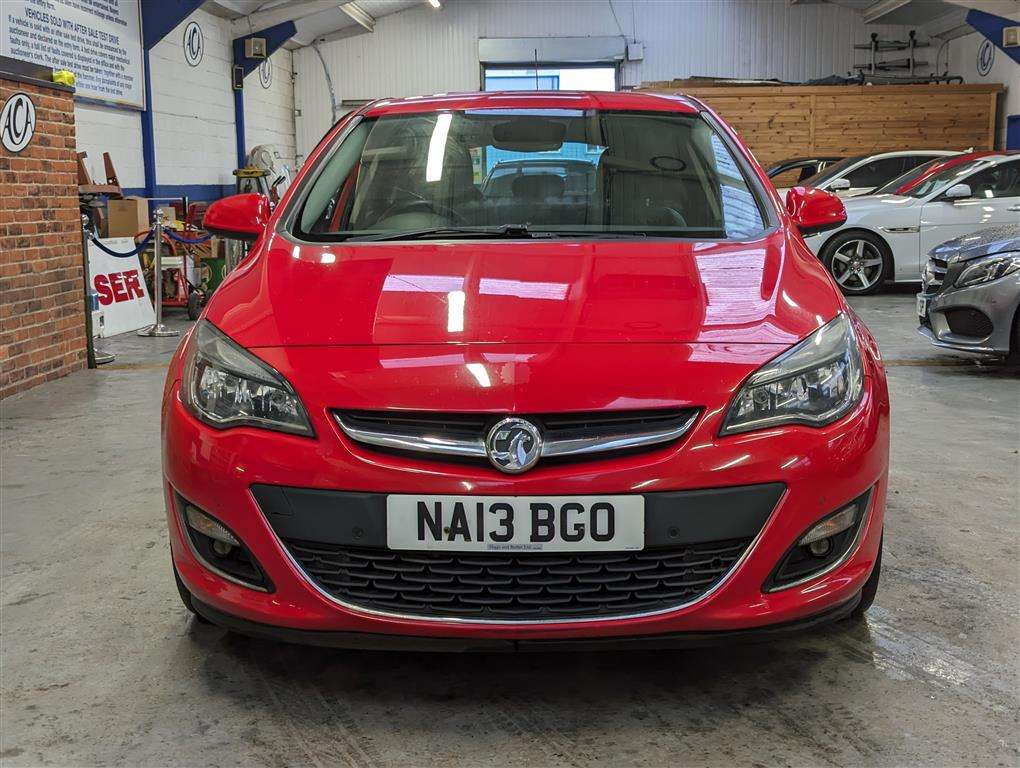 <p>2013 VAUXHALL ASTRA ELITE CDTI S/S SOLD</p>