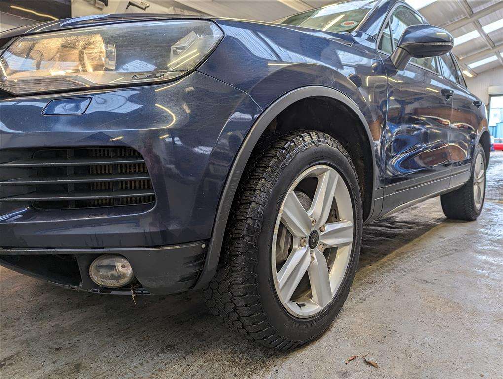 <p>2011 VOLKSWAGEN TOUAREG V6 ESCAPE TDI AUTO</p>