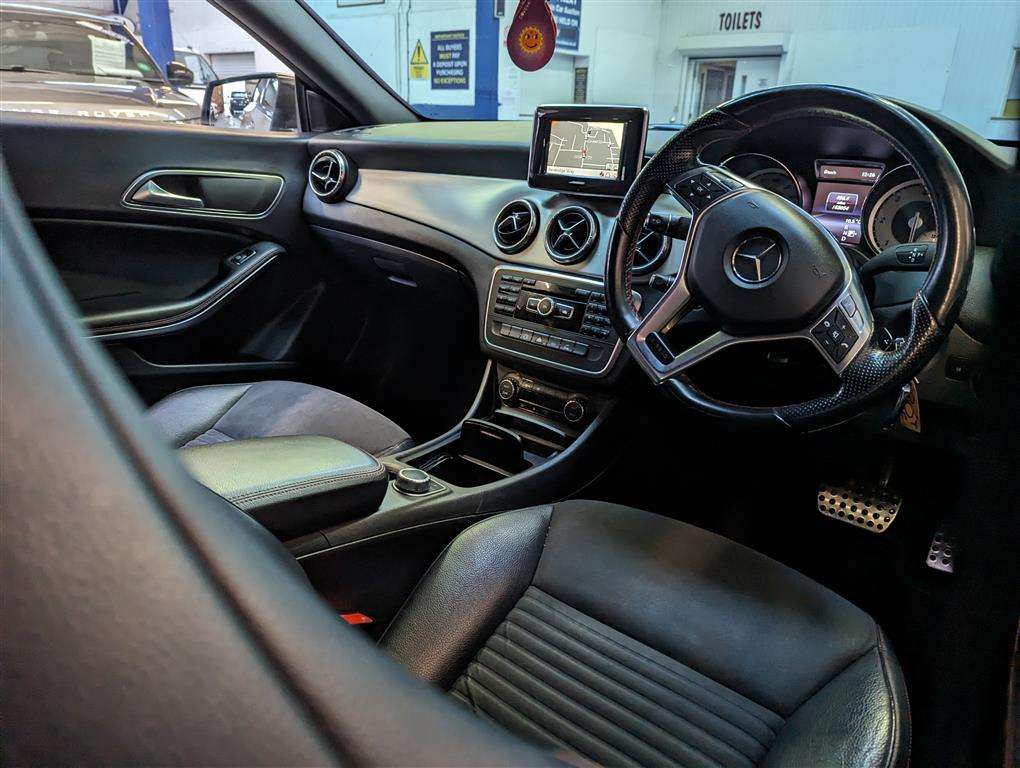 <p>2014 MERCEDES-BENZ CLA200 AMG SPORT CDI AUTO</p>