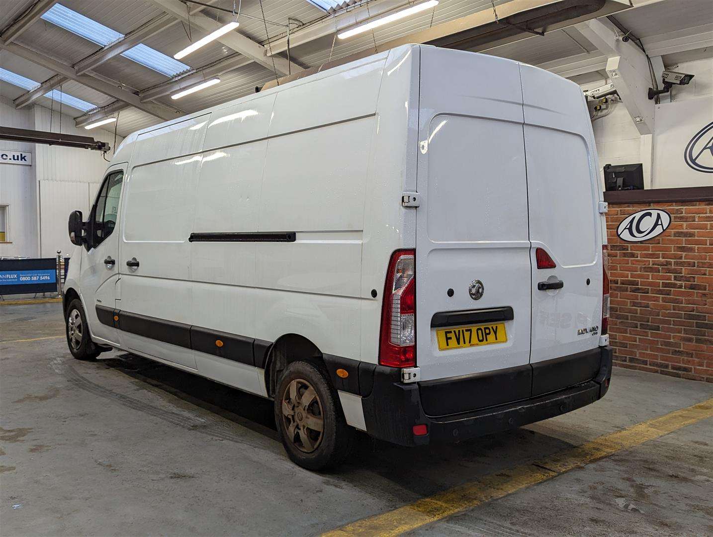 <p>2017 VAUXHALL MOVANO L3H2 F3500 CDTI</p>