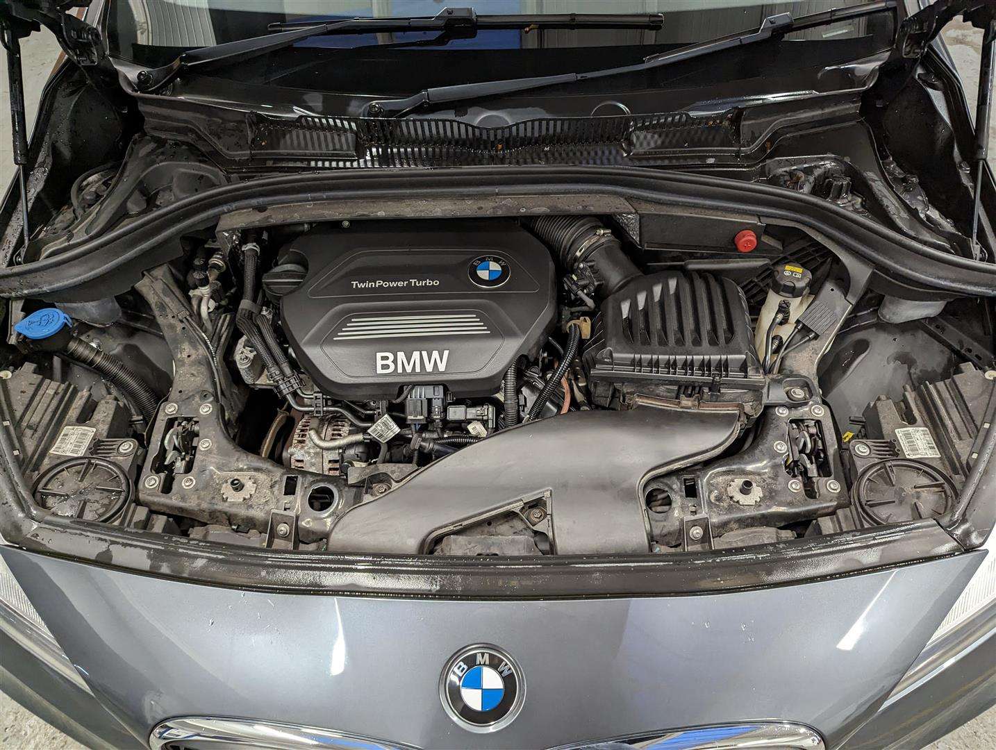 <p>2015 BMW 216D M SPORT</p>