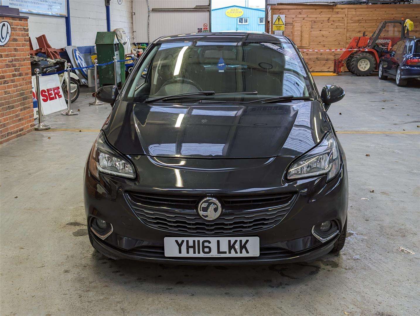 <p>2016 VAUXHALL CORSA BLACK EDITION S/S</p>