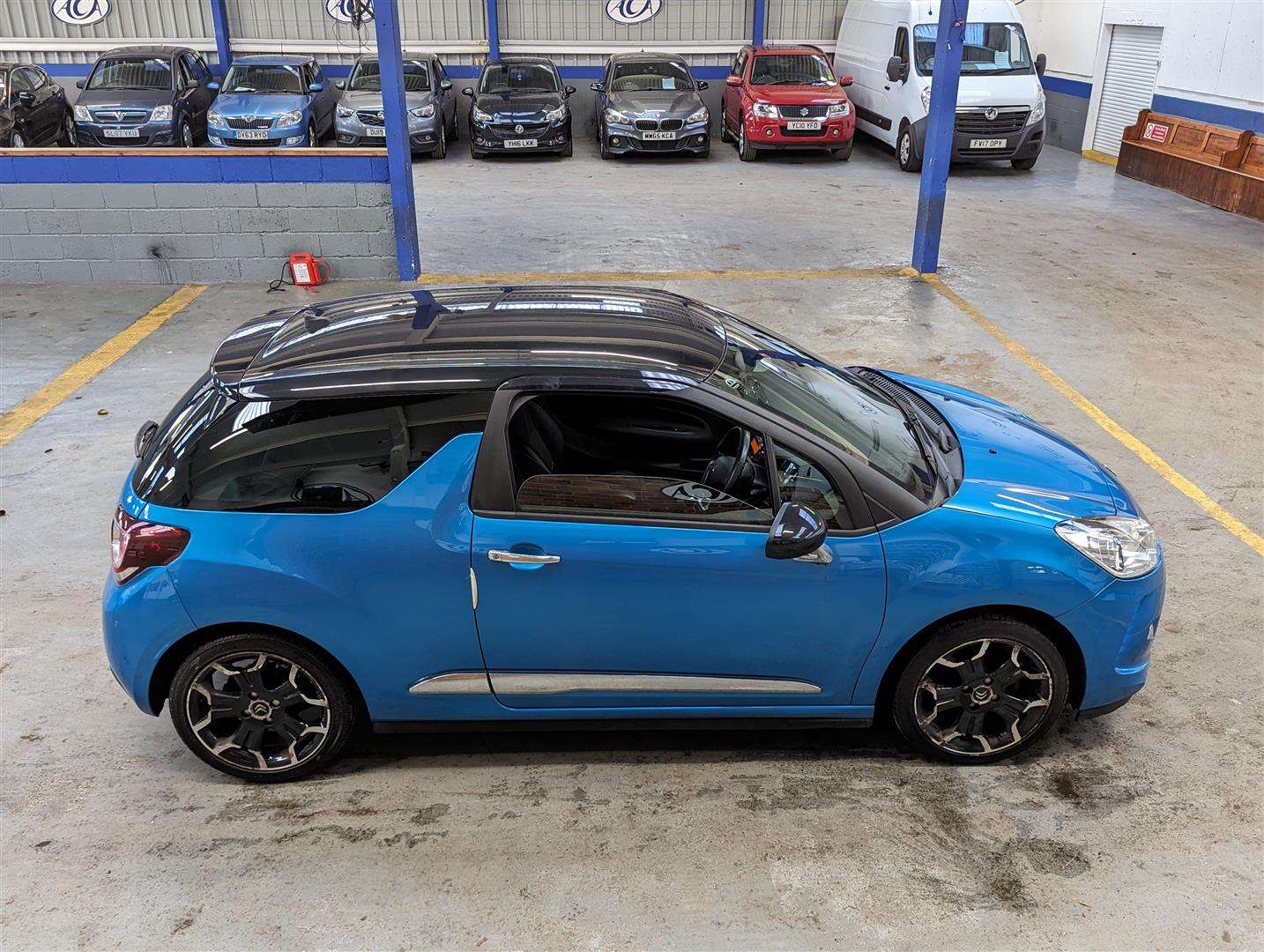 <p>2013 CITROEN DS3 DSTYLE +</p>