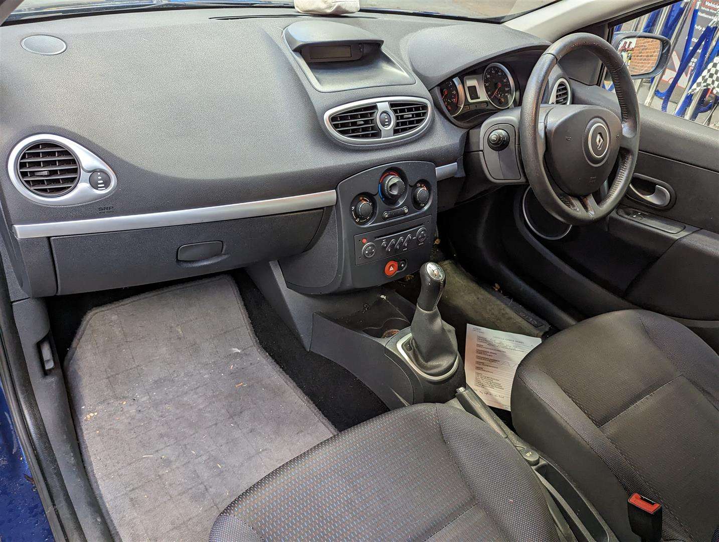 <p>2008 RENAULT CLIO DYNAMIQUE TURBO 100</p>