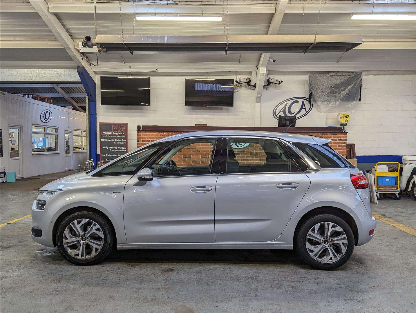 <p>2016 CITROEN C4 PICASSO EXCLUSIVE BLUE</p>