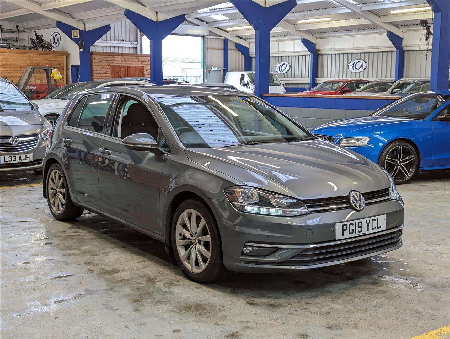 <p>2019 VOLKSWAGEN GOLF GT TSI EVO</p>