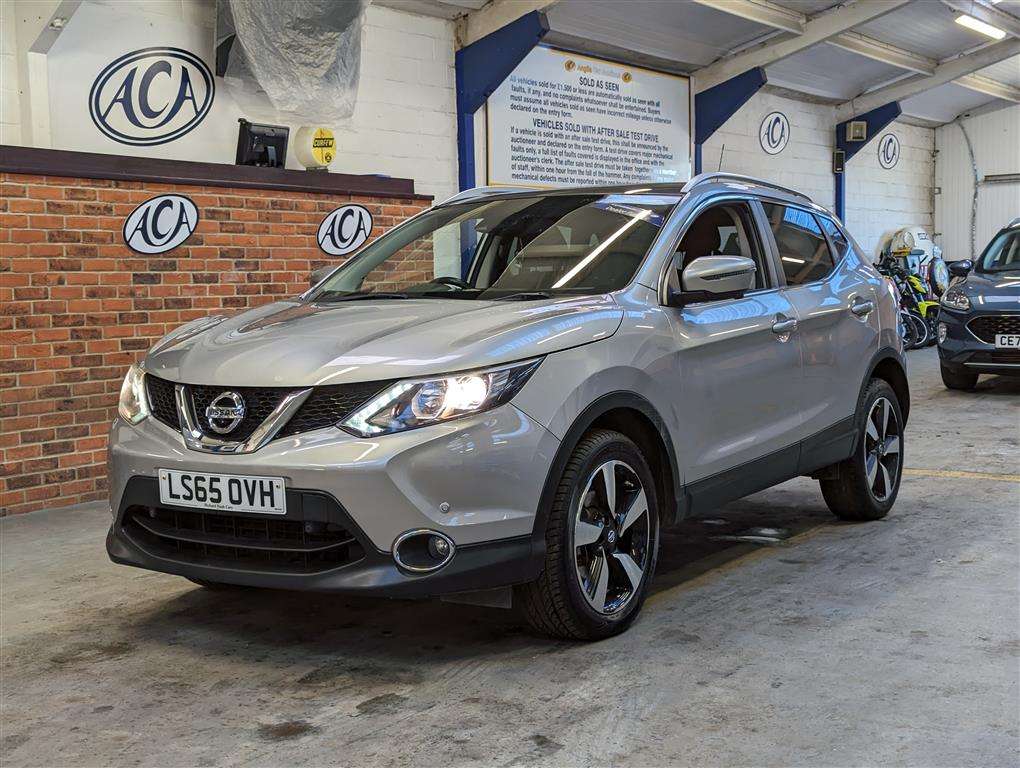 <p>2015 NISSAN QASHQAI N-TEC + DCI</p>