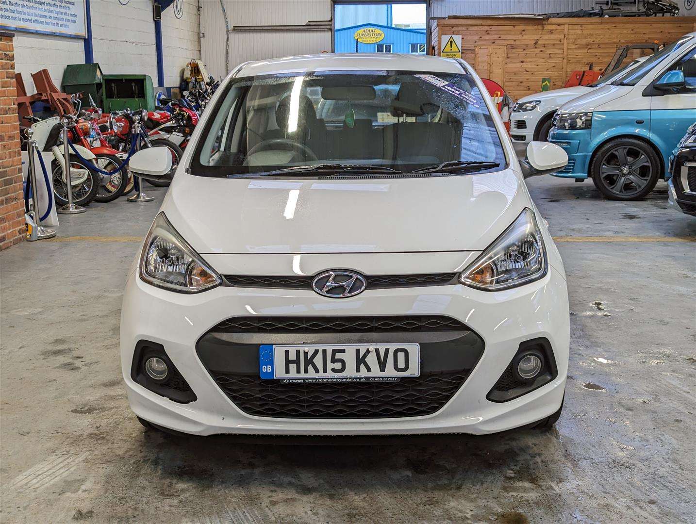 <p>2015 HYUNDAI I10 SE AUTO</p>