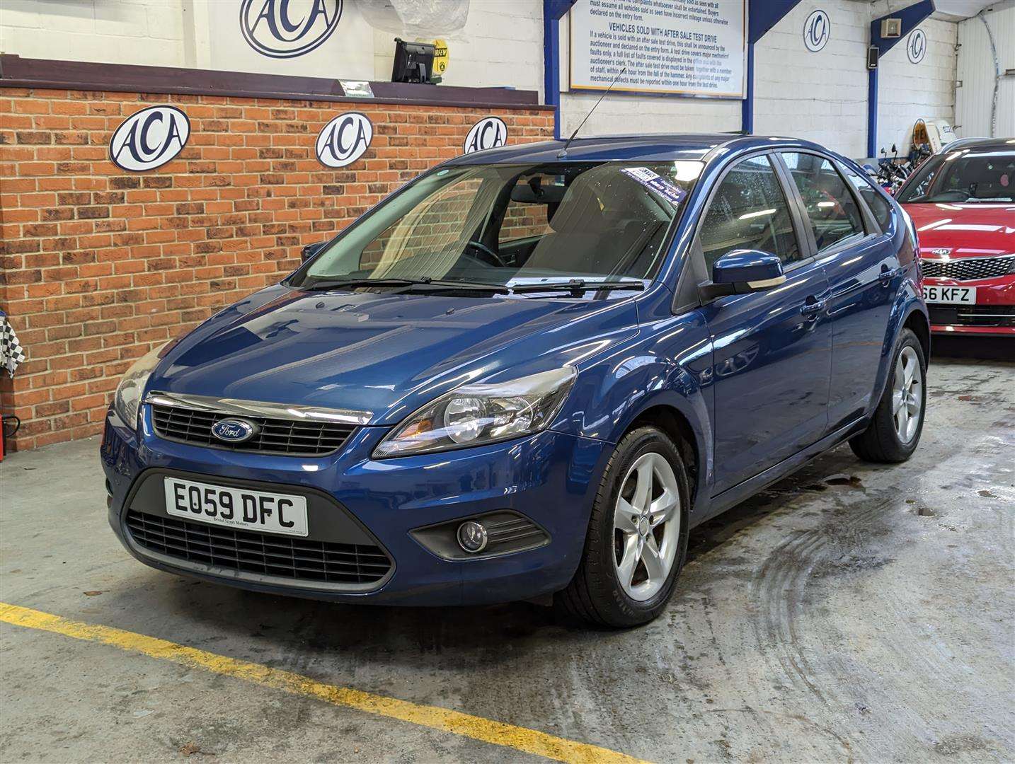 <p>2010 FORD FOCUS ZETEC 100</p>