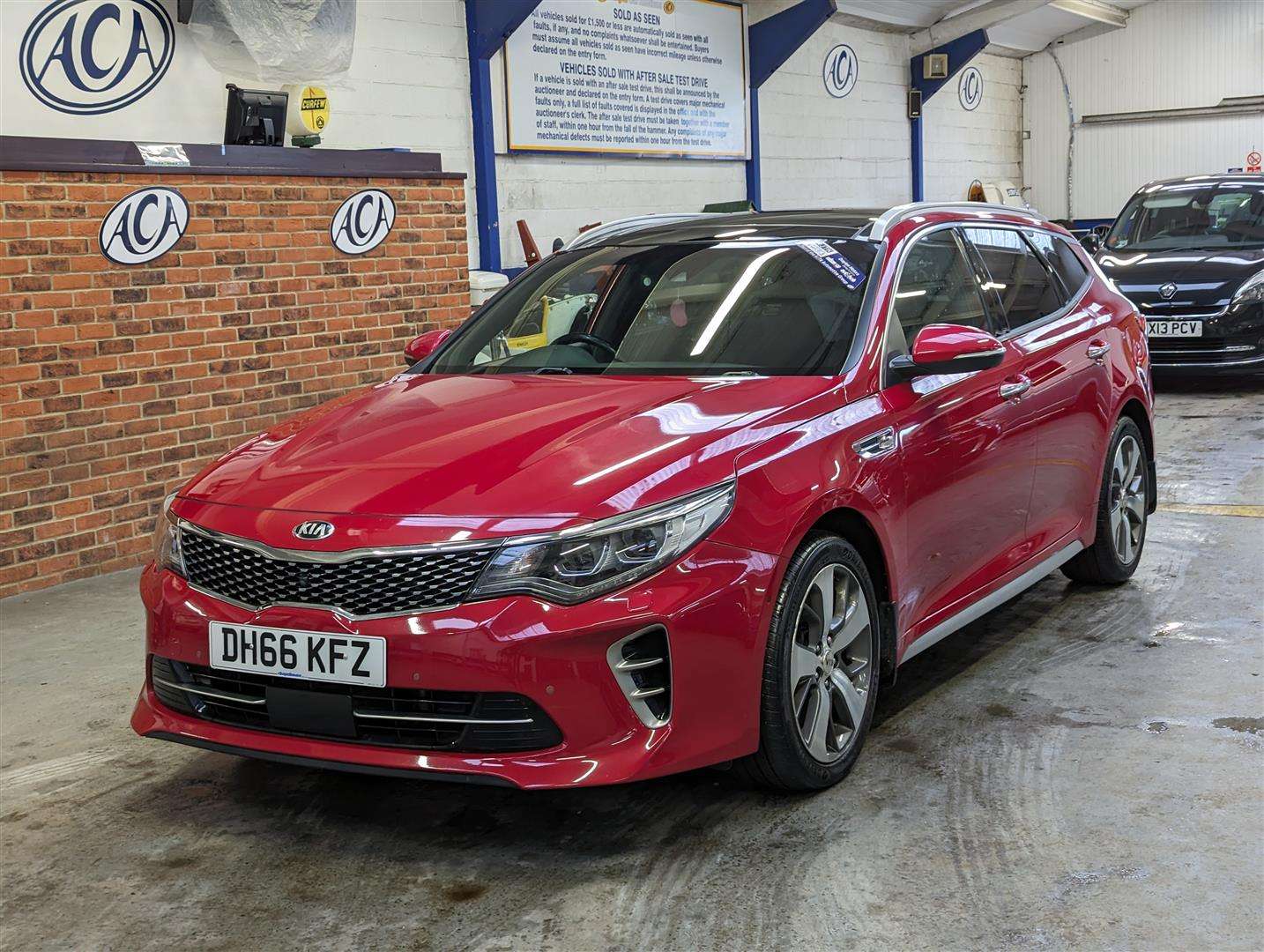 <p>2017 KIA OPTIMA GT-LINE S ISG CRDI</p>