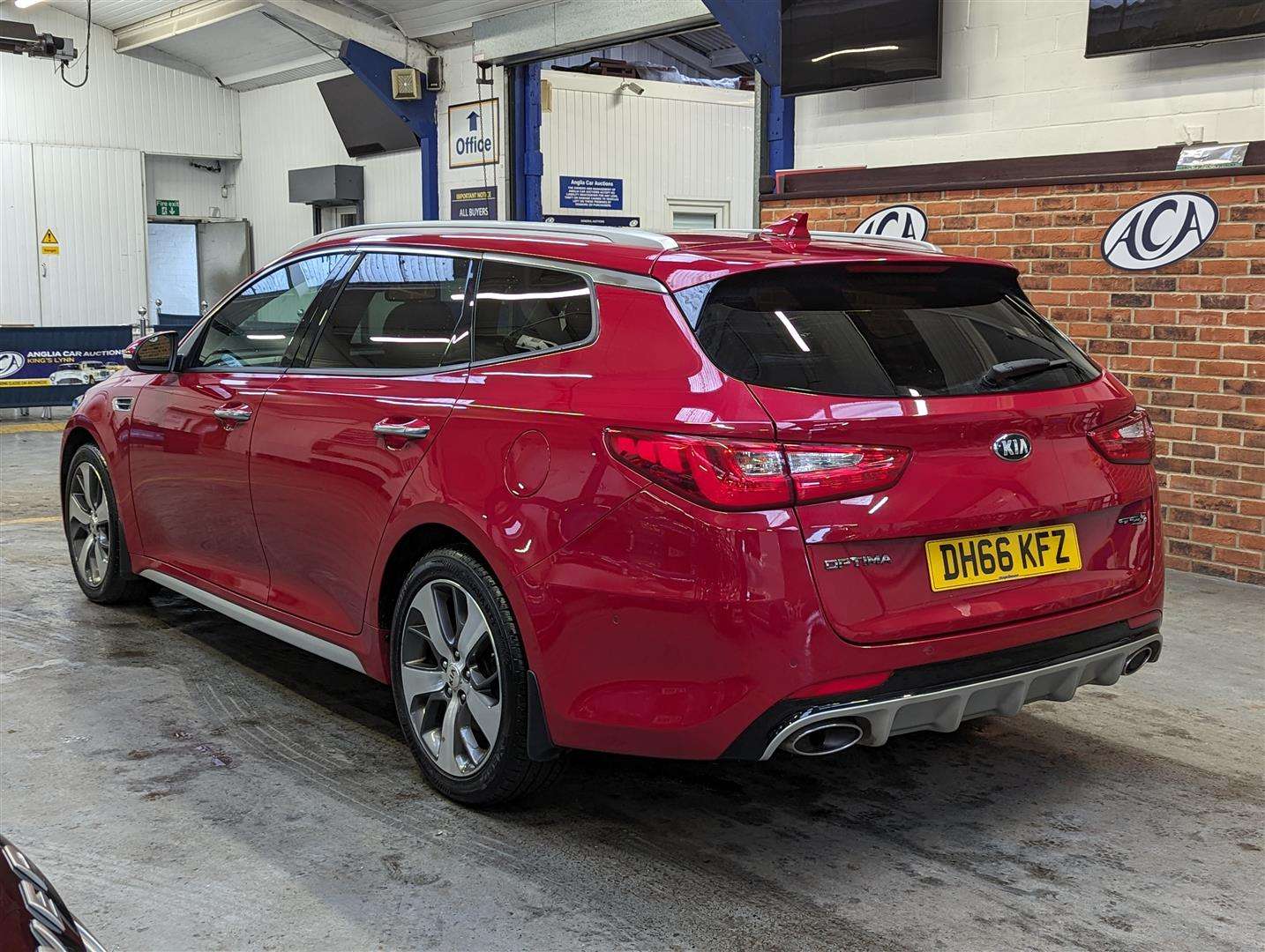 <p>2017 KIA OPTIMA GT-LINE S ISG CRDI</p>