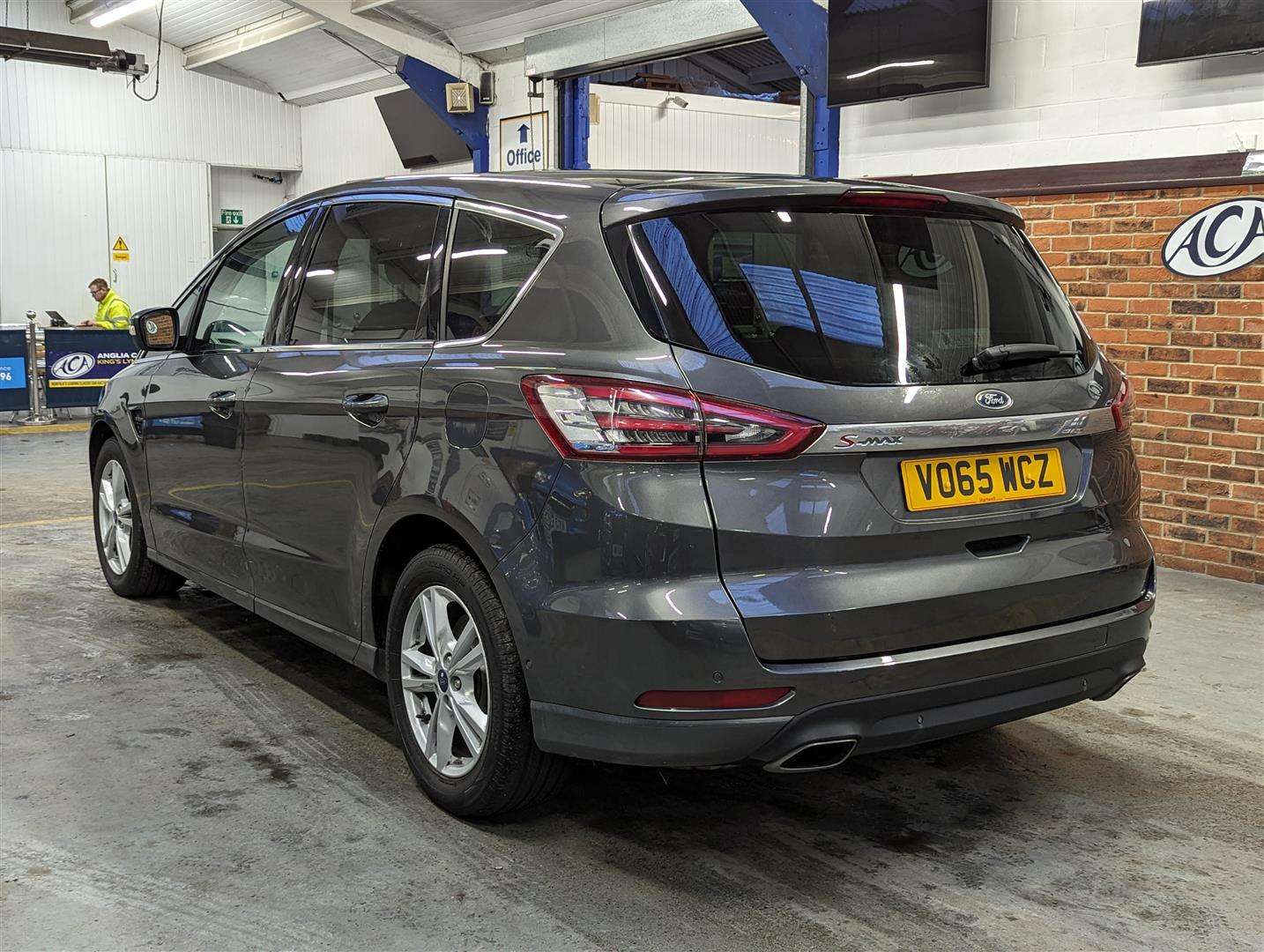 <p>2015 FORD S-MAX TITANIUM TDCI</p>