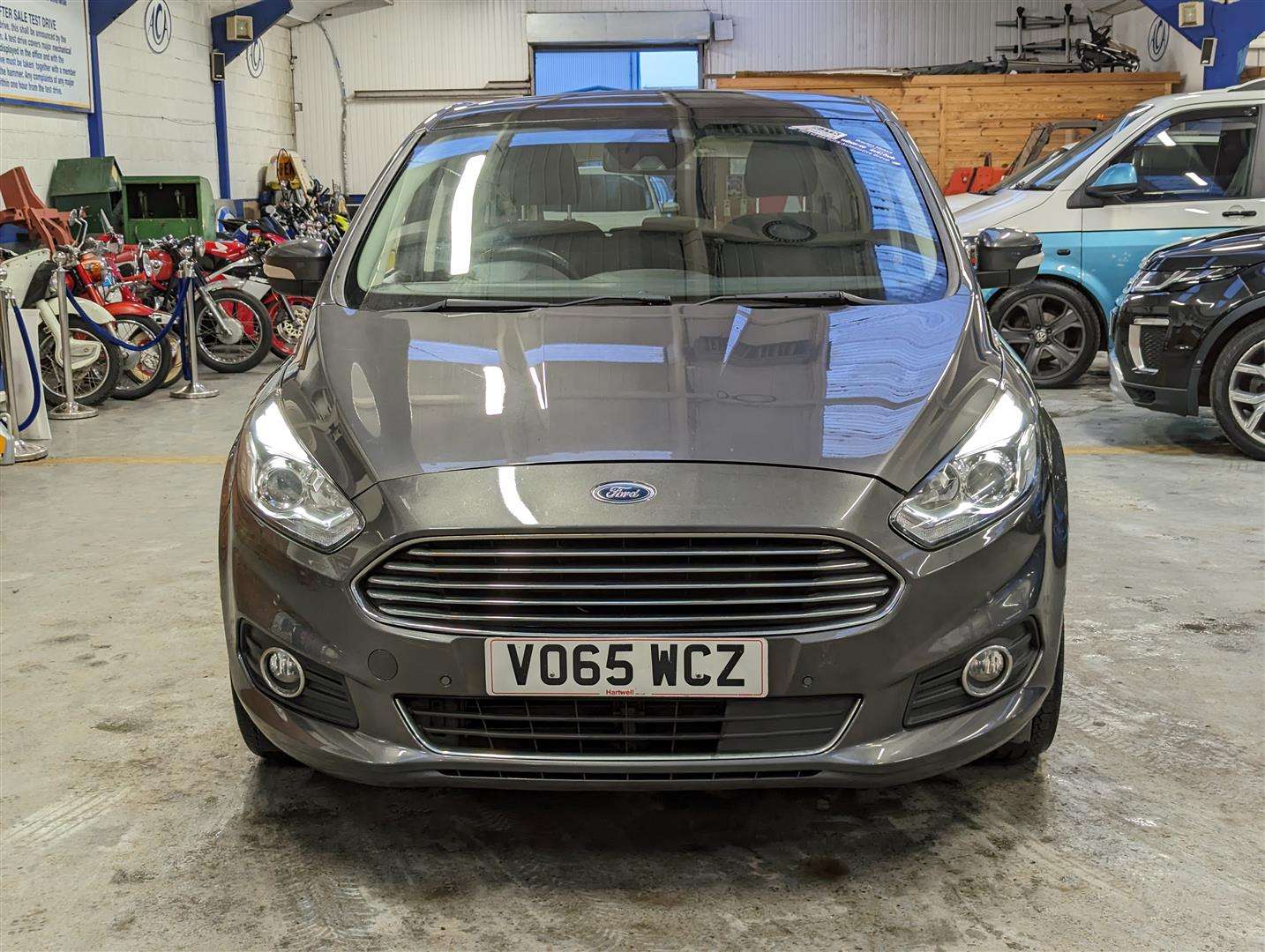 <p>2015 FORD S-MAX TITANIUM TDCI</p>