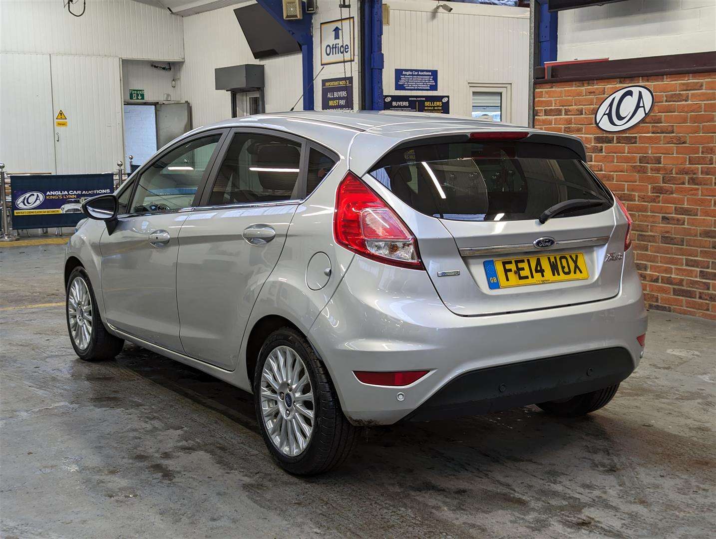 <p>2014 FORD FIESTA TITANIUM</p>