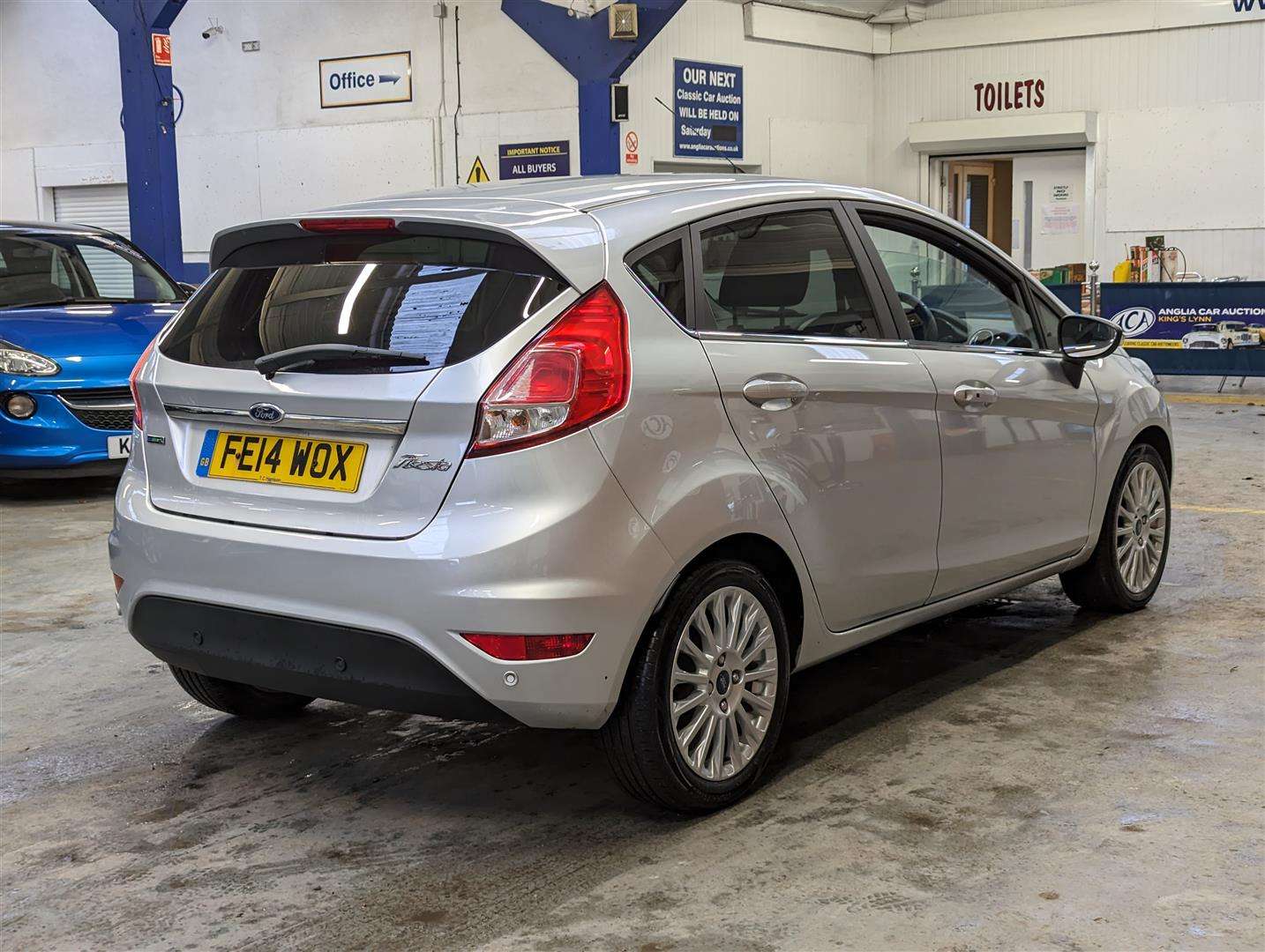 <p>2014 FORD FIESTA TITANIUM</p>