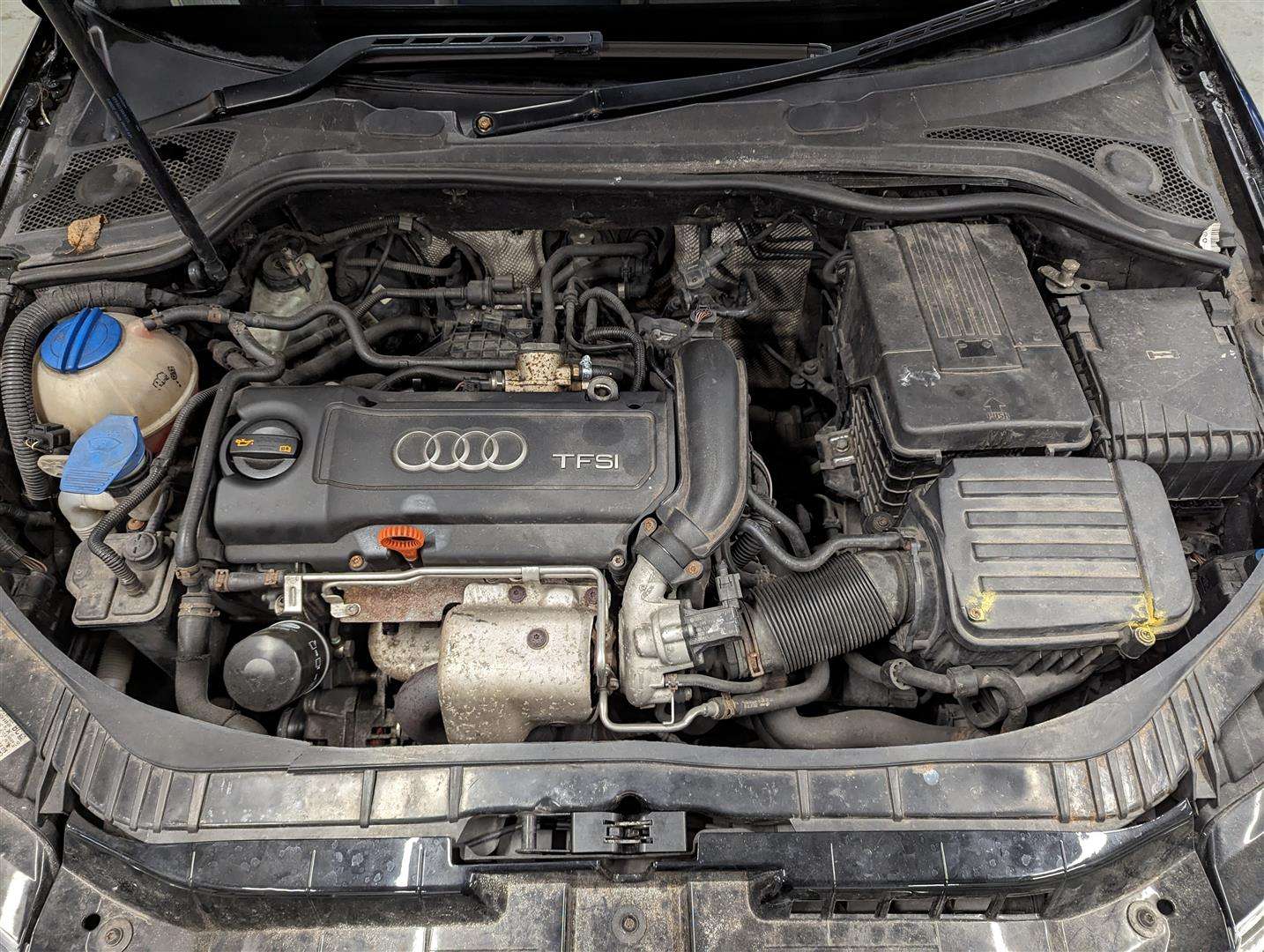 <p>2012 AUDI A3 SPORT TFSI</p>