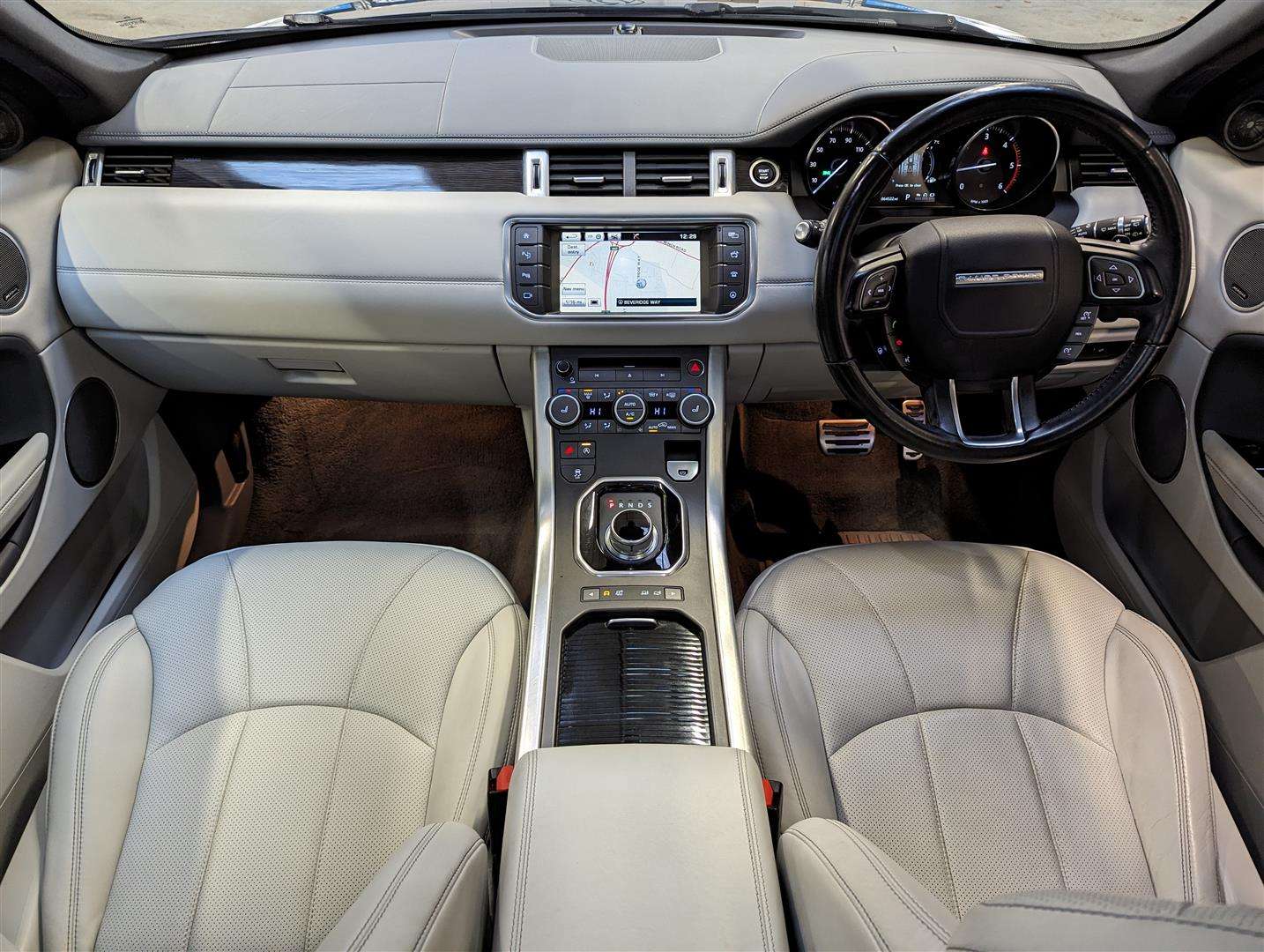 <p>2016 LAND ROVER RANGE ROVER EVOQUE ABIO T</p>