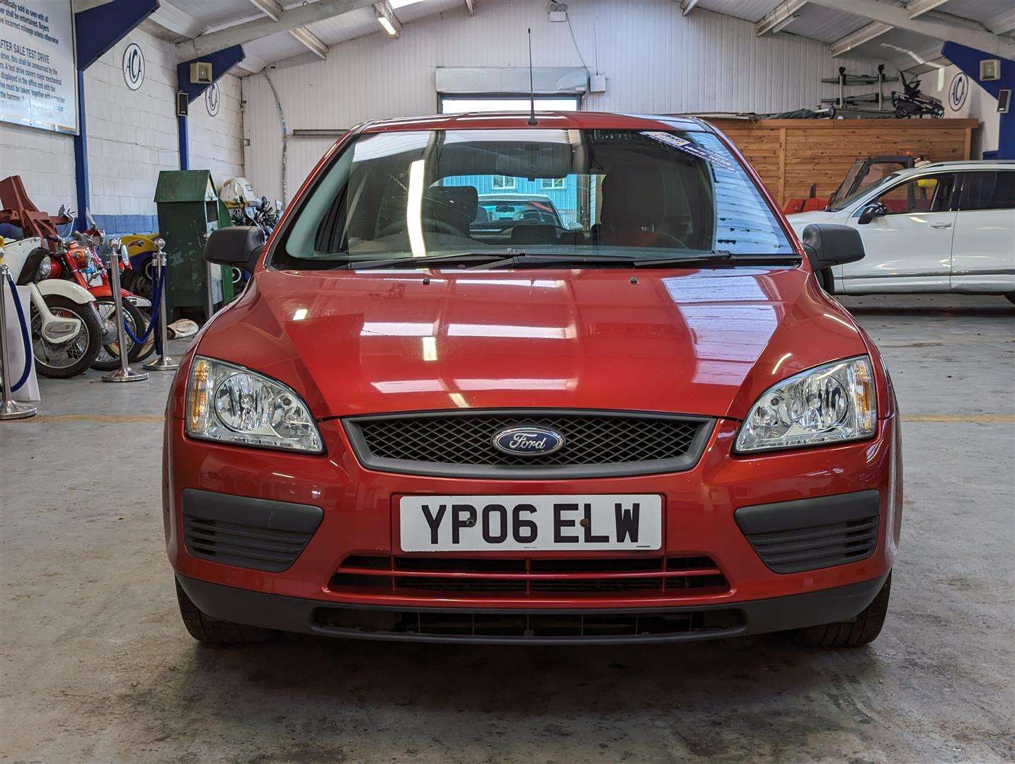 <p>2006 FORD FOCUS LX</p>