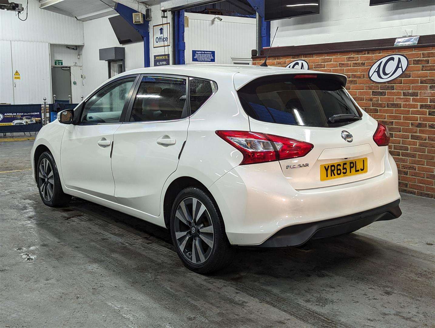 <p>2015 NISSAN PULSAR N-TEC DIG-T</p>