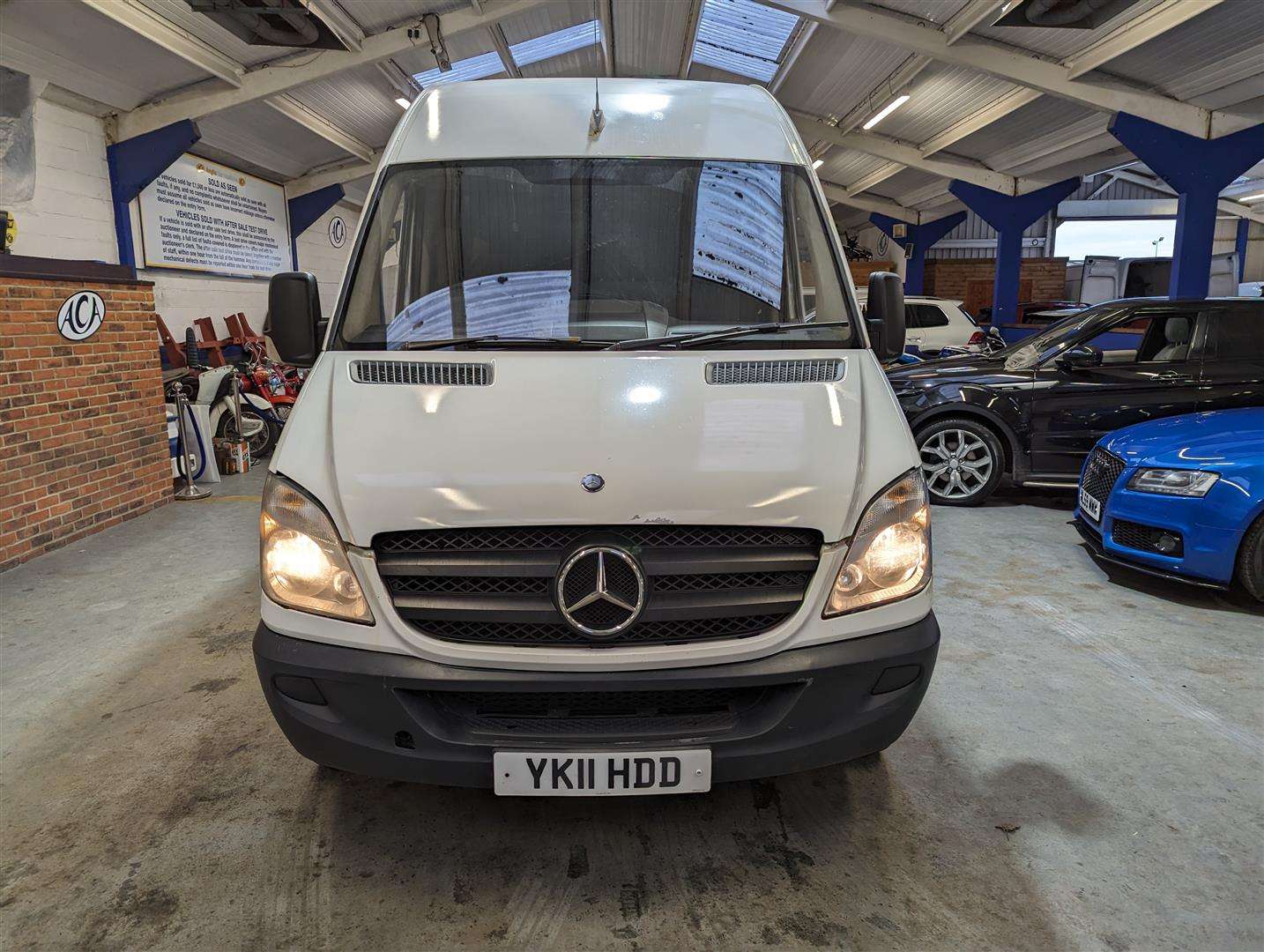 <p>2011 MERCEDES-BENZ SPRINTER 313 CDI</p>