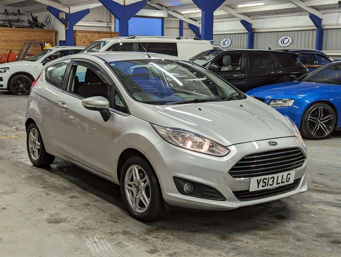 <p>2013 FORD FIESTA ZETEC</p>