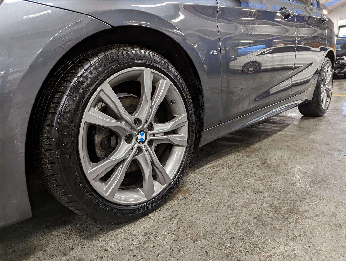 <p>2015 BMW 216D M SPORT</p>