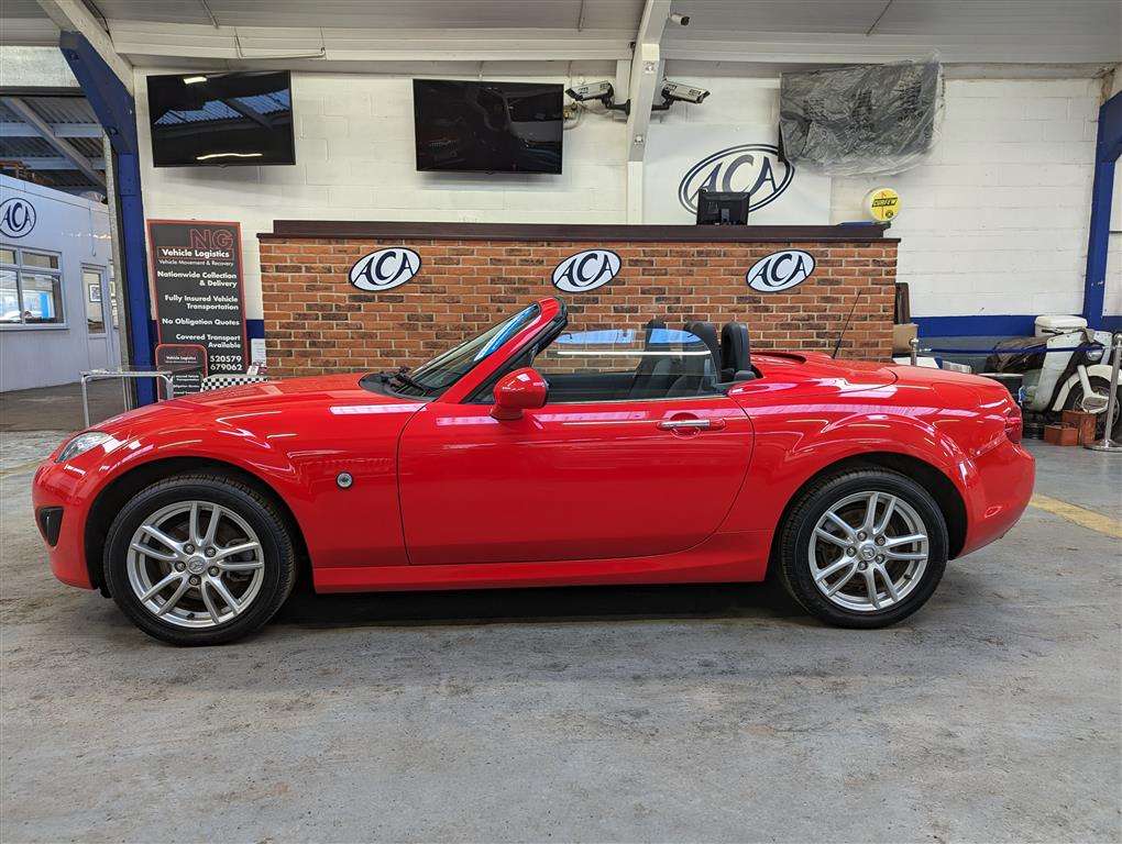 <p>2012 MAZDA MX-5 I ROADSTER SE</p>