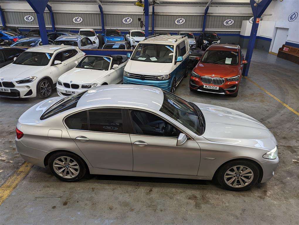 <p>2013 BMW 520D SE AUTO</p>